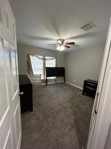 8018 Chateau Street, Houston, TX 77028