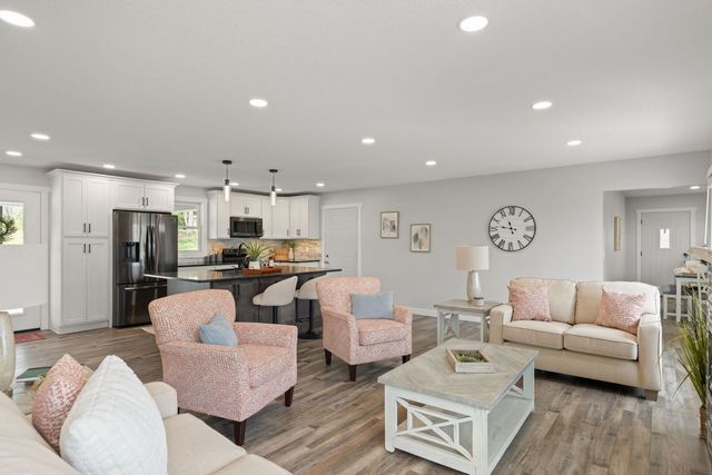 218 Bluff Boulevard, Princeton, IA 52768