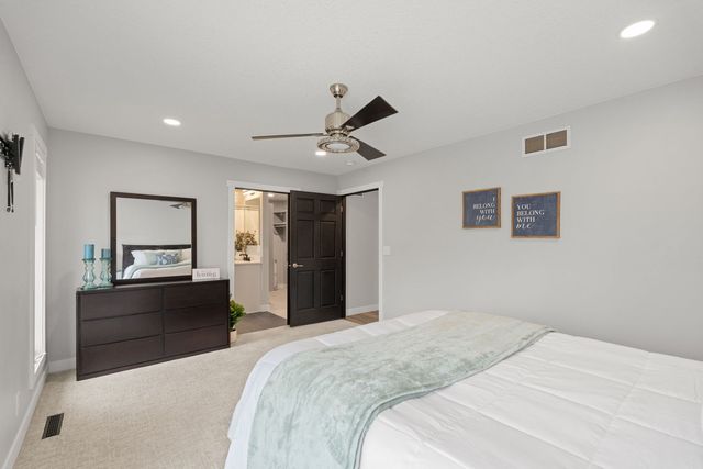 218 Bluff Boulevard, Princeton, IA 52768