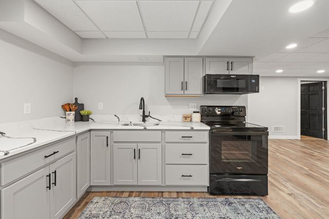 218 Bluff Boulevard, Princeton, IA 52768