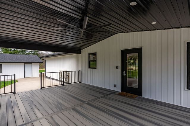 218 Bluff Boulevard, Princeton, IA 52768