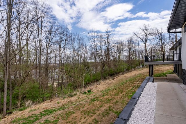 218 Bluff Boulevard, Princeton, IA 52768