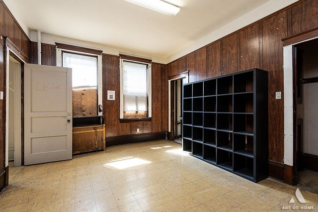 4600 S Honore Street, Chicago, IL 60609