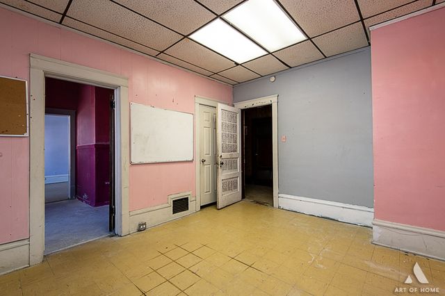 4600 S Honore Street, Chicago, IL 60609