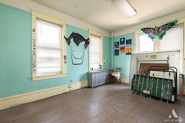 4600 S Honore Street, Chicago, IL 60609