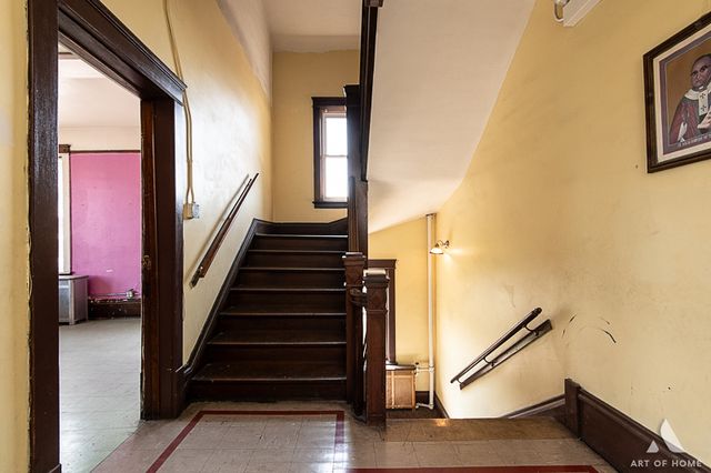 4600 S Honore Street, Chicago, IL 60609