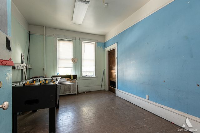 4600 S Honore Street, Chicago, IL 60609