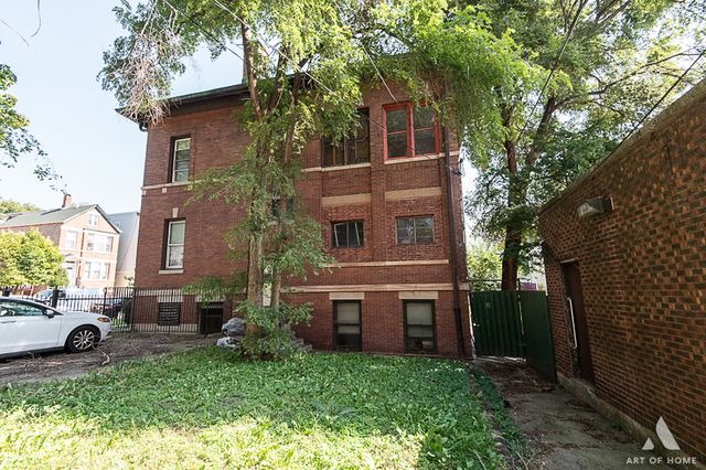 4600 S Honore Street, Chicago, IL 60609
