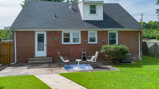 3169 Jackson Street, Paducah, KY 42003