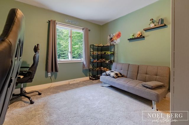 4737 W Giles Road, Muskegon, MI 49445