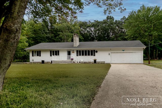 4737 W Giles Road, Muskegon, MI 49445