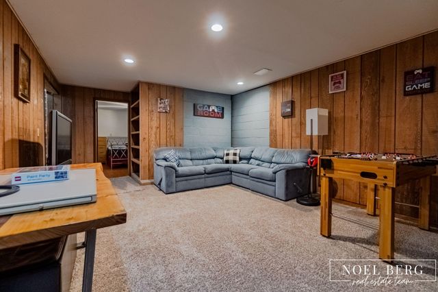 4737 W Giles Road, Muskegon, MI 49445