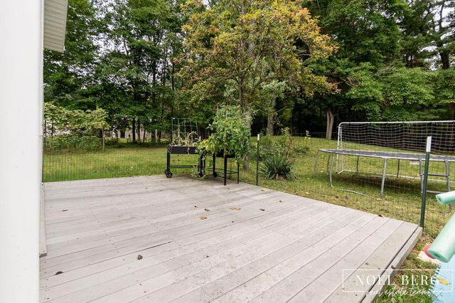 4737 W Giles Road, Muskegon, MI 49445