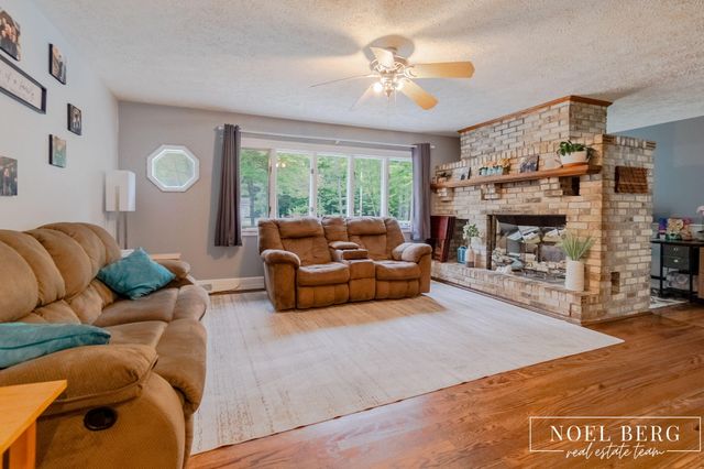 4737 W Giles Road, Muskegon, MI 49445