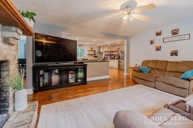 4737 W Giles Road, Muskegon, MI 49445