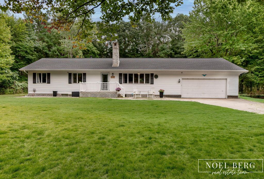 4737 W Giles Road, Muskegon, MI 49445