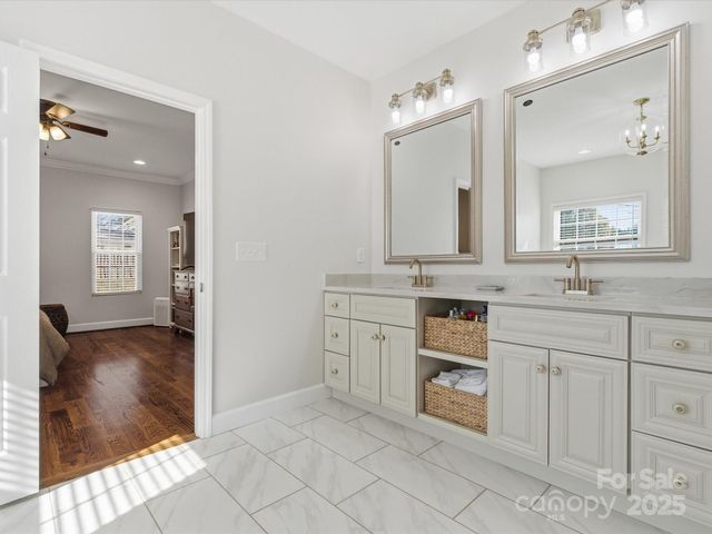 3211 Oakdale Road, Charlotte, NC 28216