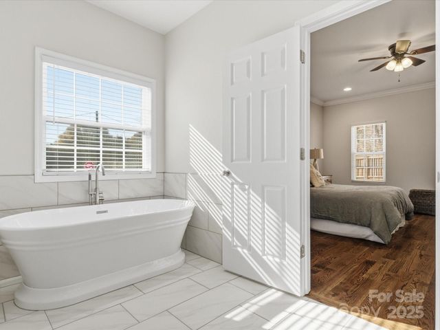 3211 Oakdale Road, Charlotte, NC 28216