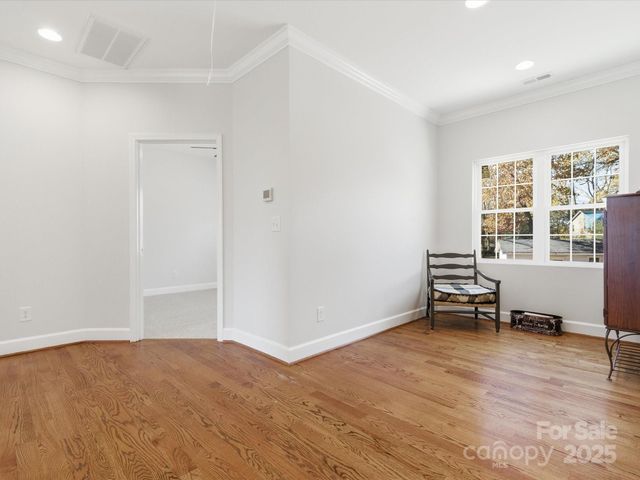 3211 Oakdale Road, Charlotte, NC 28216