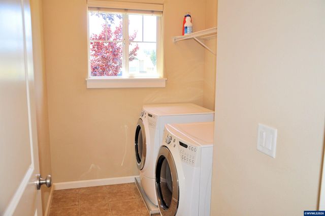 3066 Elliot St NW, Salem, OR 97304