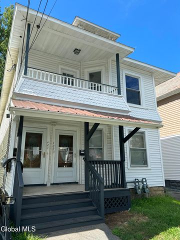 423 Division Street, Schenectady, NY 12304