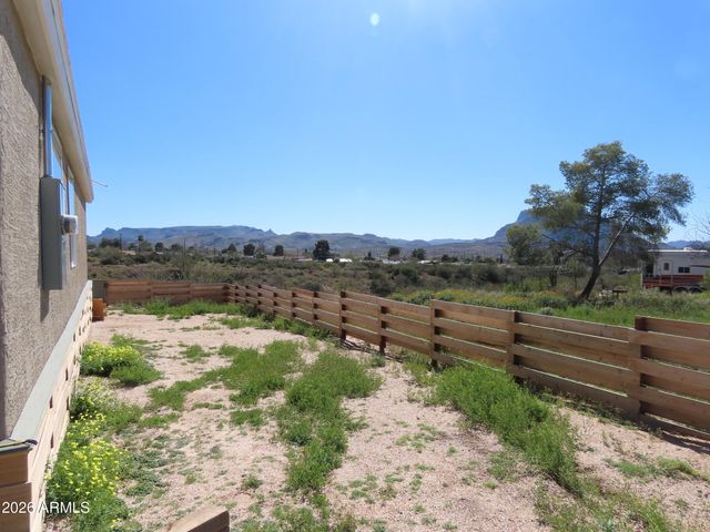 835 W Spray Street, Superior, AZ 85173