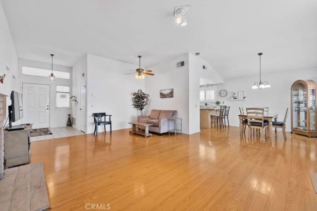 2582 Alegre, Hemet, CA 92545