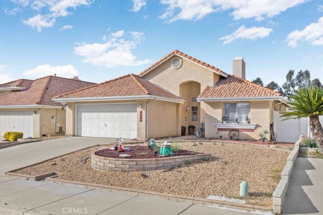 2582 Alegre, Hemet, CA 92545