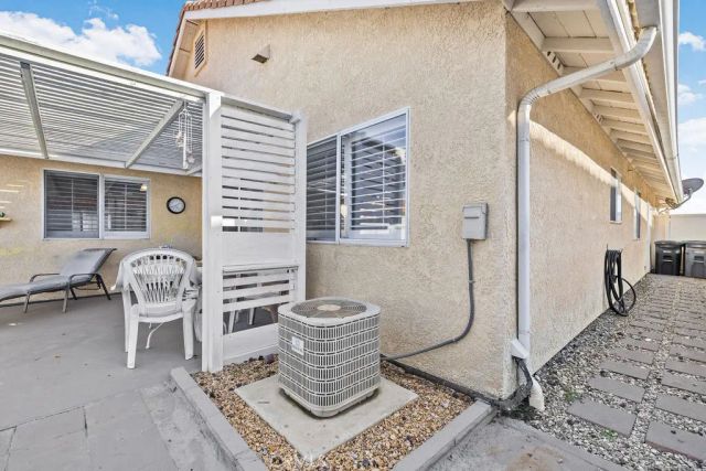 2582 Alegre, Hemet, CA 92545