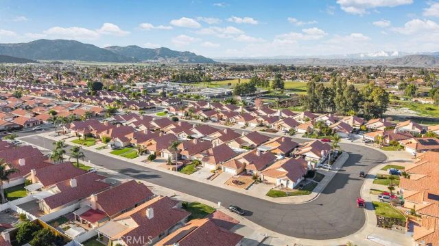 2582 Alegre, Hemet, CA 92545