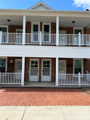 211 W G Street, Kannapolis, NC 28081