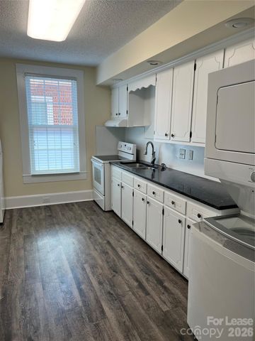 211 W G Street, Kannapolis, NC 28081