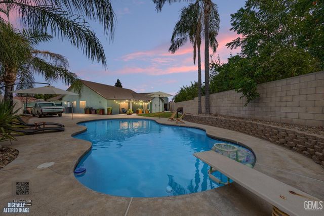 7307 Chilibre Street, Bakersfield, CA 93313