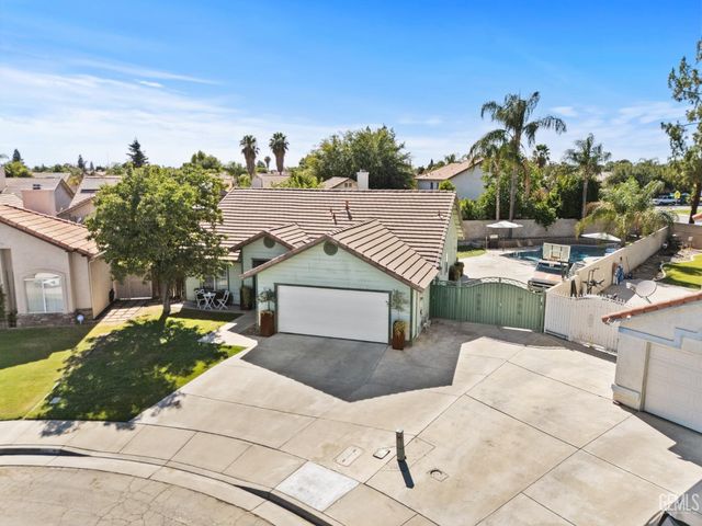 7307 Chilibre Street, Bakersfield, CA 93313