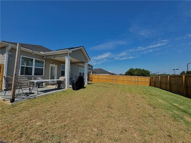 350 Graham Campbell Lane, Statham, GA 30666