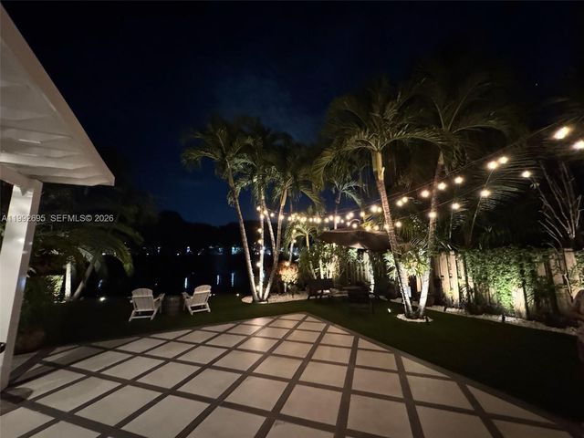 10973 NW 53rd Ln, Doral, FL 33178