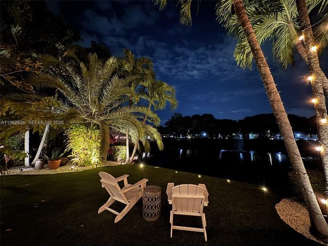 10973 NW 53rd Ln, Doral, FL 33178