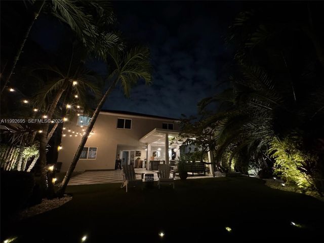 10973 NW 53rd Ln, Doral, FL 33178