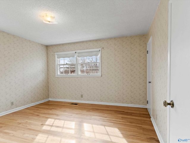 3406 Euclid Circle NW, Huntsville, AL 35810