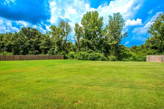 2301 E Maryland Ave, Sherwood, AR 72120