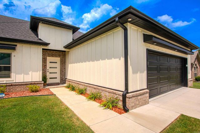 2301 E Maryland Ave, Sherwood, AR 72120