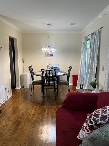 355 Pin Oak Court SW, Marietta, GA 30008
