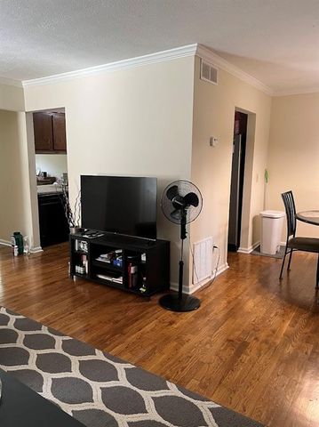 355 Pin Oak Court SW, Marietta, GA 30008