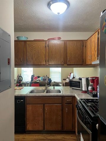 355 Pin Oak Court SW, Marietta, GA 30008