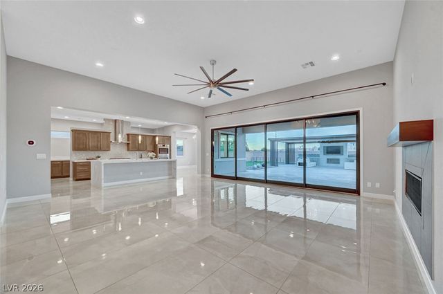 8477 Wolf Mountain Court, Las Vegas, NV 89129