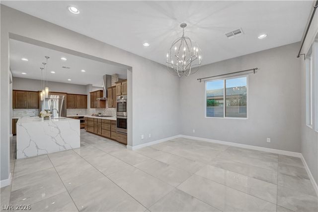 8477 Wolf Mountain Court, Las Vegas, NV 89129