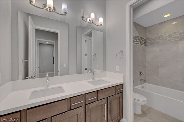 8477 Wolf Mountain Court, Las Vegas, NV 89129