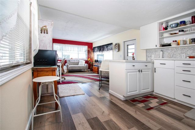 420 49TH STREET E 83, Palmetto, FL 34221