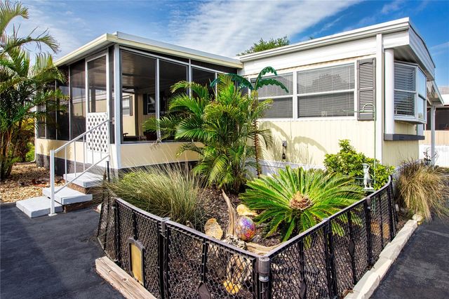 420 49TH STREET E 83, Palmetto, FL 34221