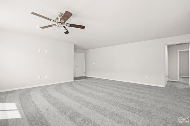 5019 Aliado Court, Bakersfield, CA 93307